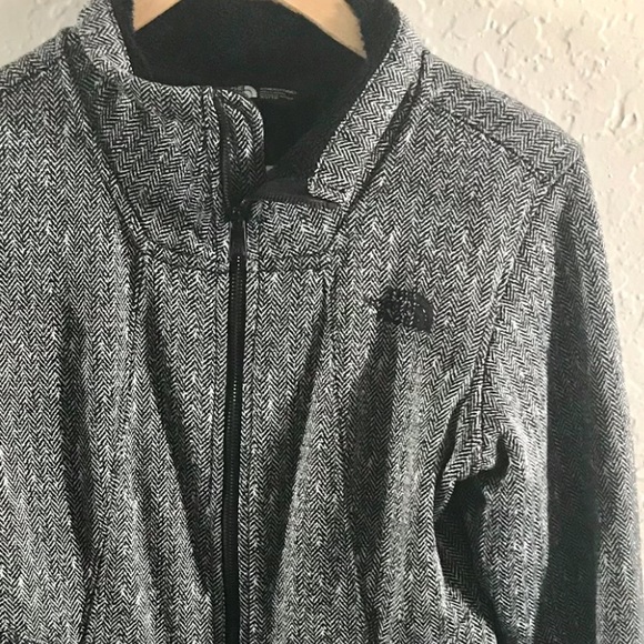 Northface herringbone jacket 🤍 - Picture 1 of 9